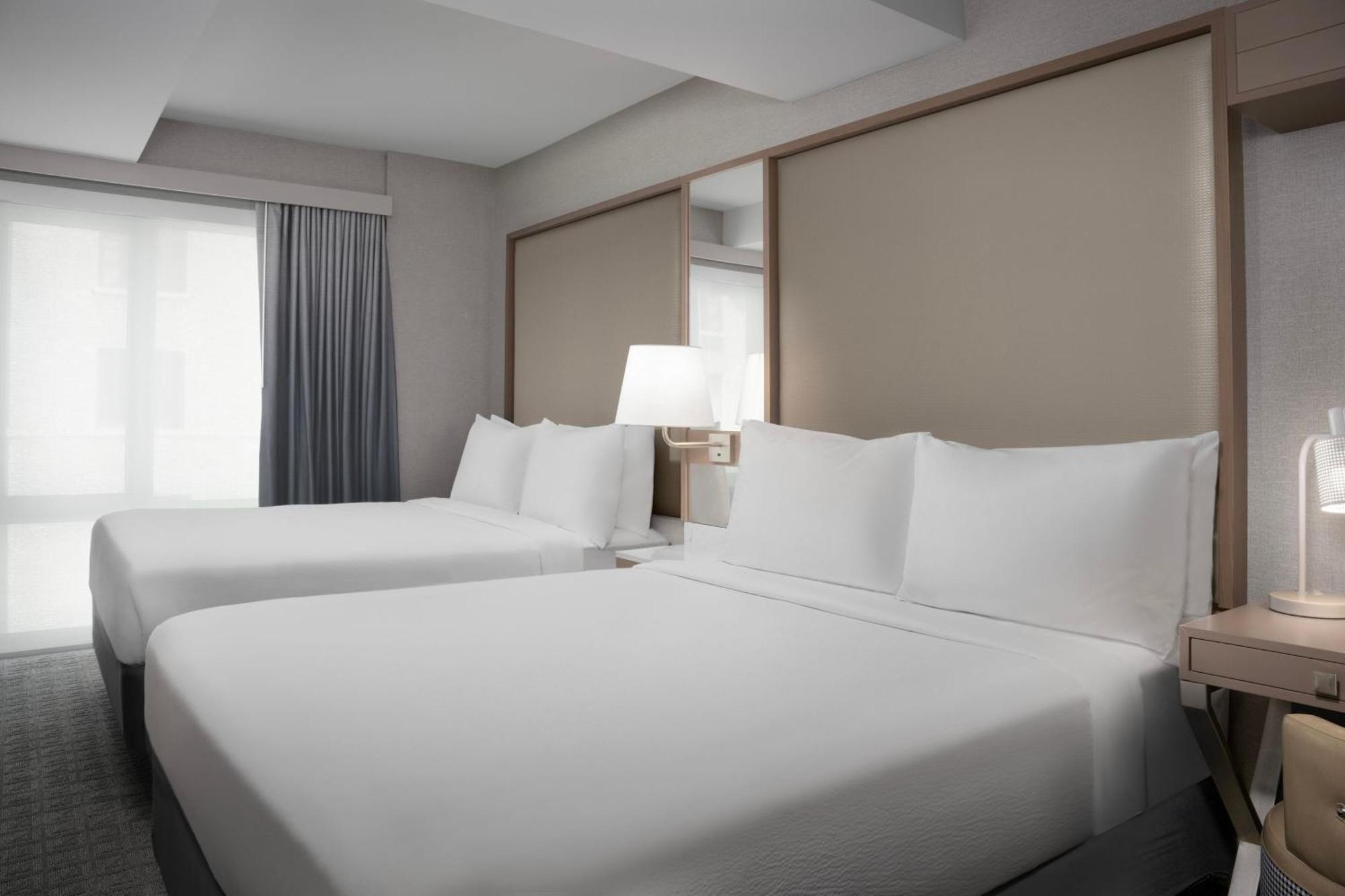 Springhill Suites By Marriott New York Manhattan Times Square Bagian luar foto