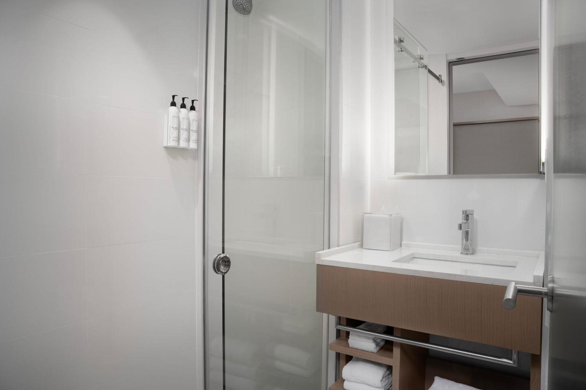 Springhill Suites By Marriott New York Manhattan Times Square Bagian luar foto