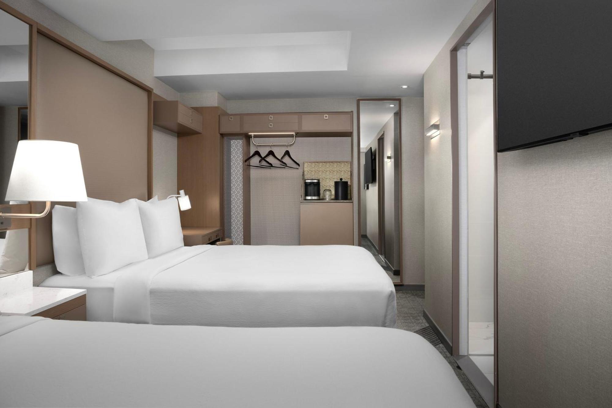 Springhill Suites By Marriott New York Manhattan Times Square Bagian luar foto