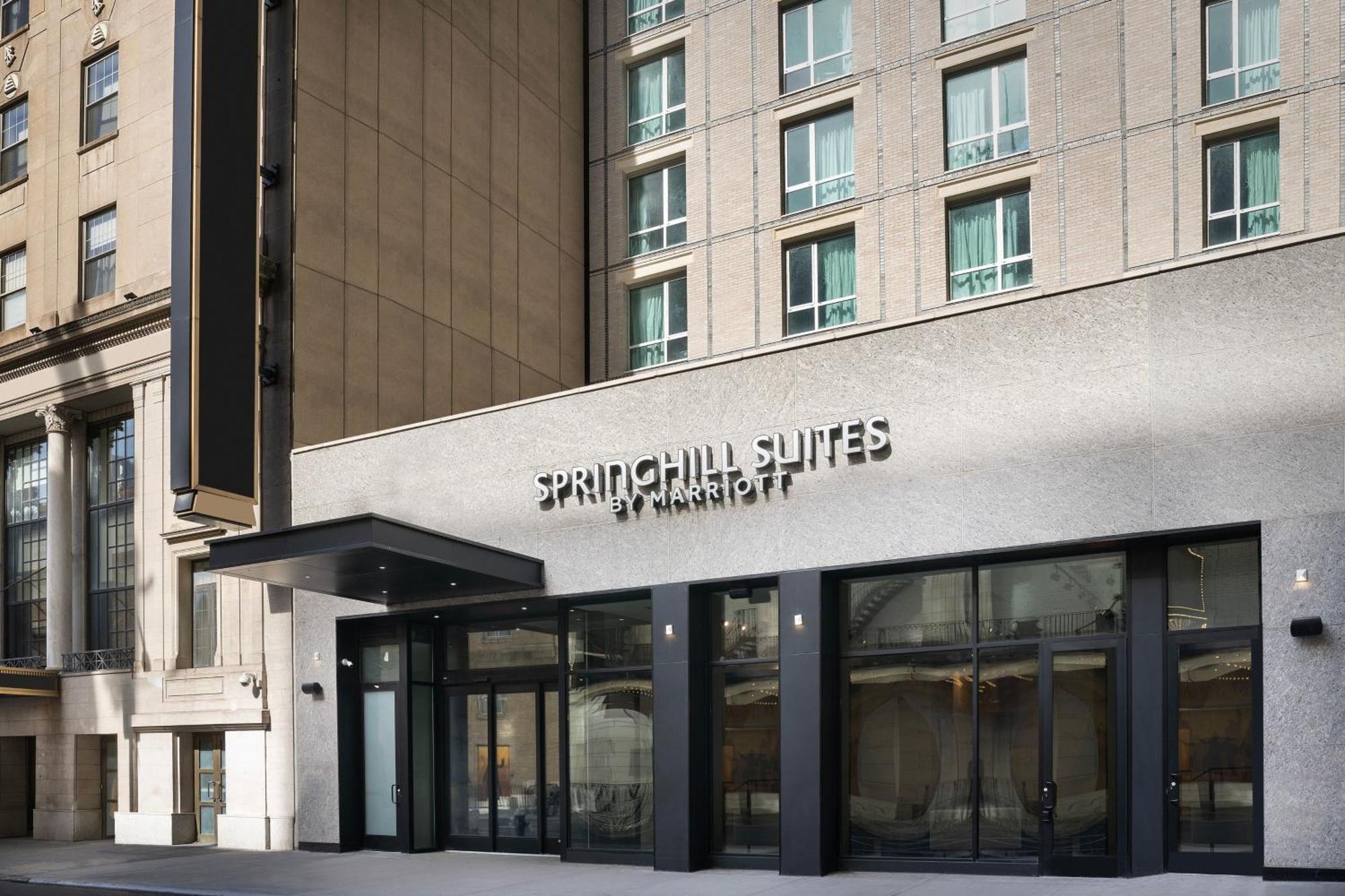 Springhill Suites By Marriott New York Manhattan Times Square Bagian luar foto