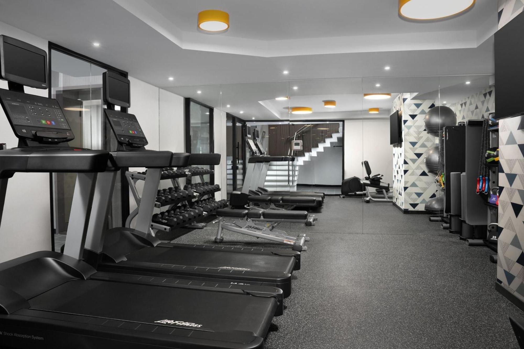 Springhill Suites By Marriott New York Manhattan Times Square Bagian luar foto