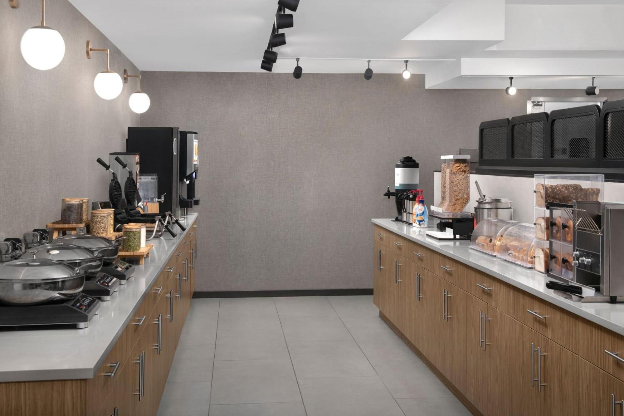 Springhill Suites By Marriott New York Manhattan Times Square Bagian luar foto